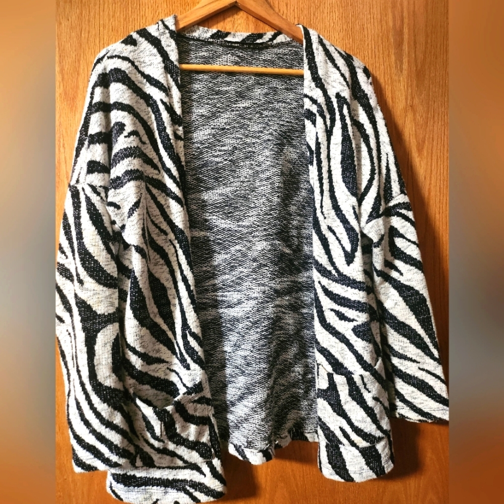 Stradivarius zebra print cardigan